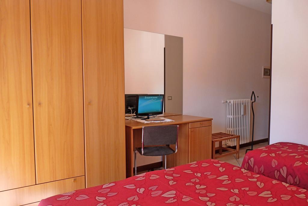 Hotel La Rosa Тельо Экстерьер фото